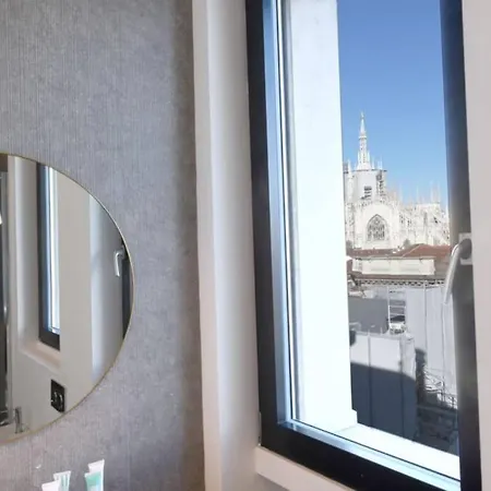 Spacious Apt. With Sunlit Terrace Apartment *