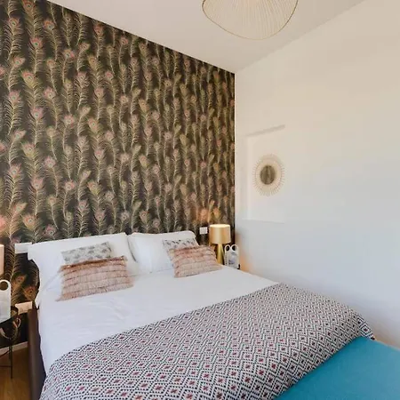 Spacious Apt. With Sunlit Terrace * Milan